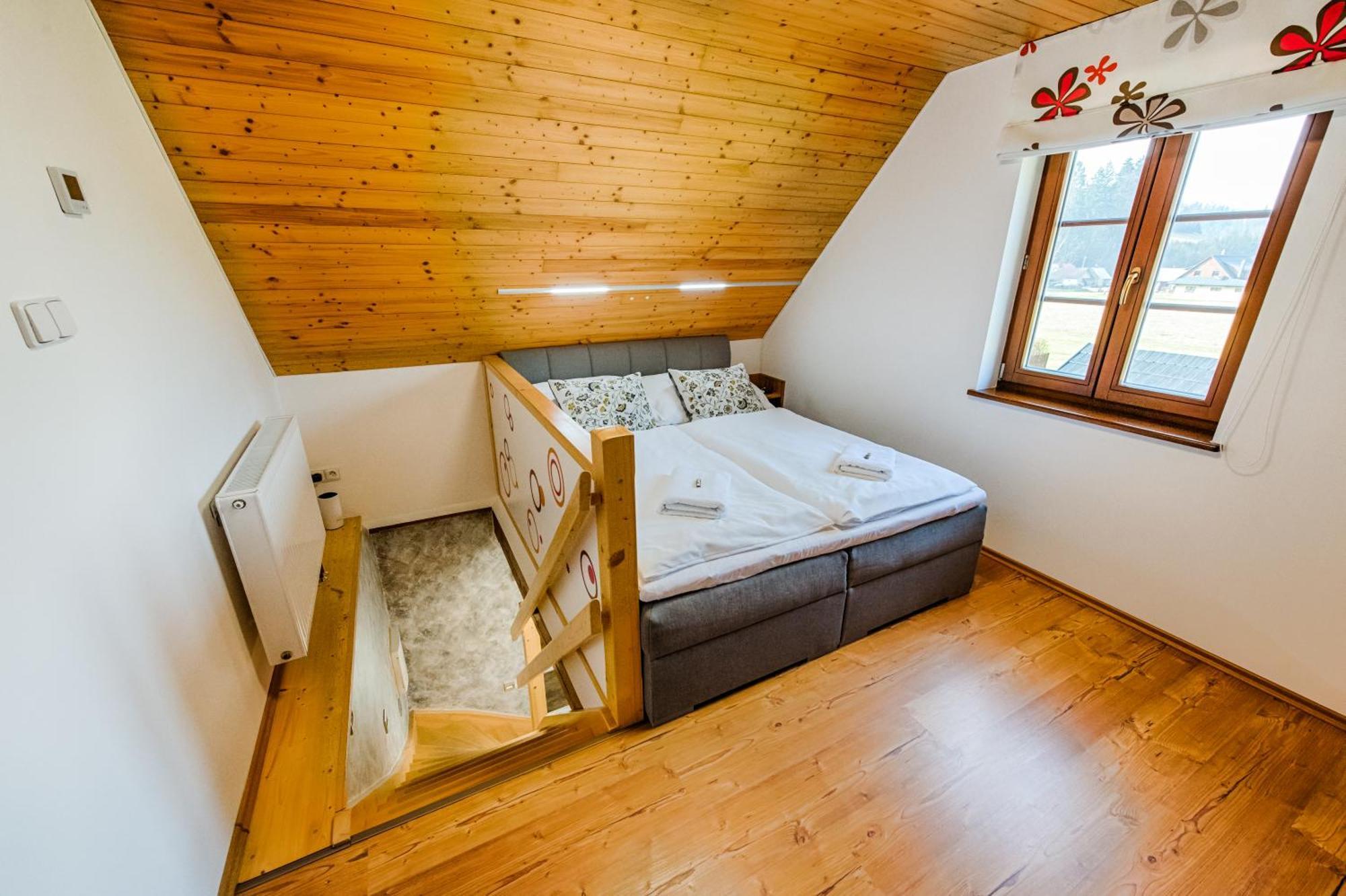 Valassky Dvur Velké Karlovice Exterior foto