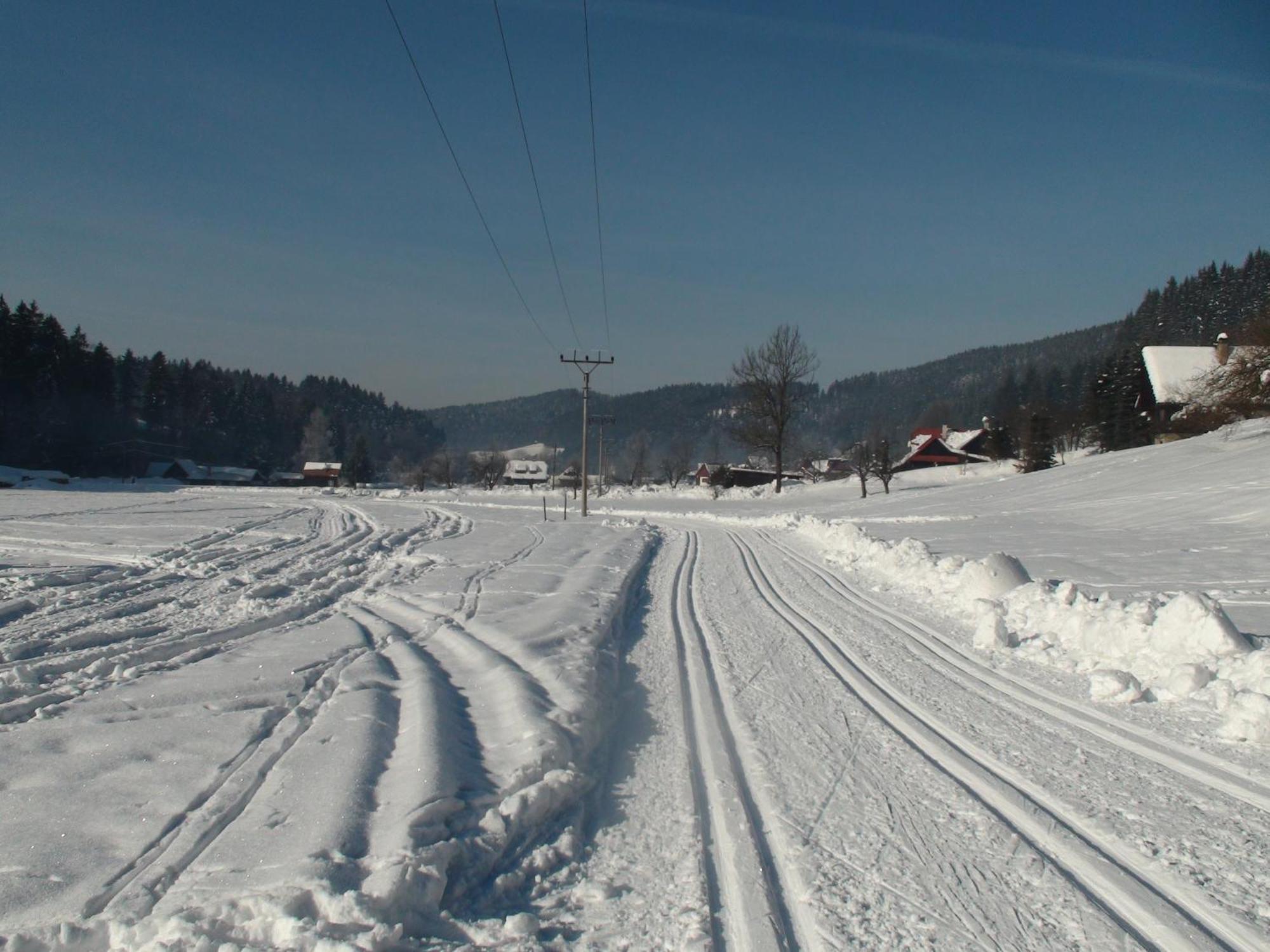 Valassky Dvur Velké Karlovice Exterior foto